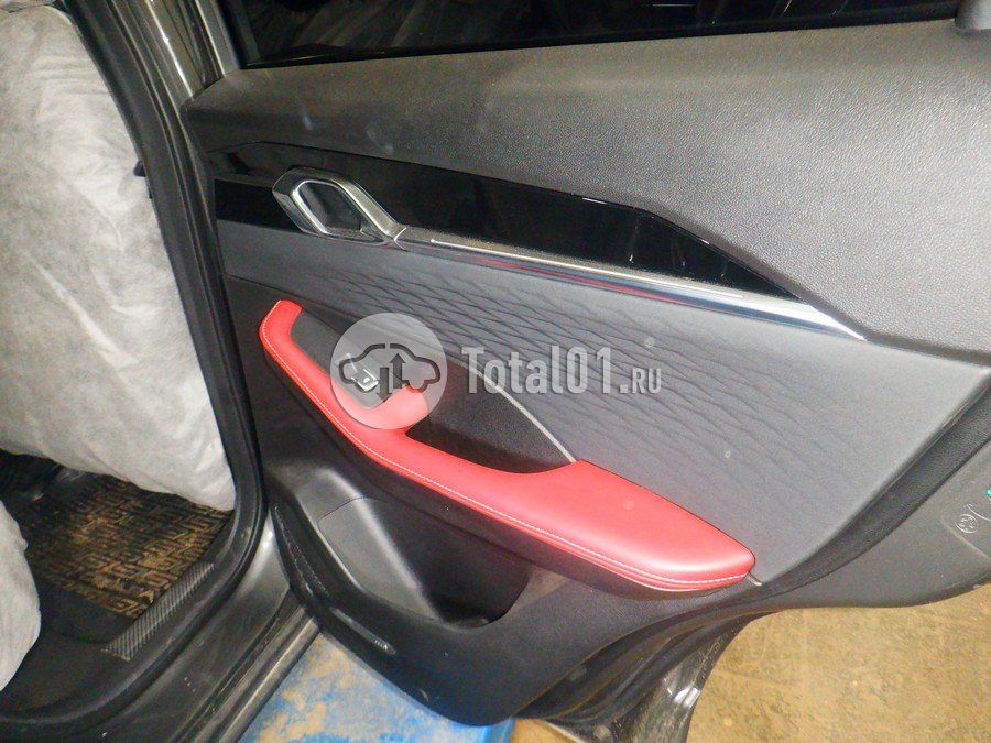 Фото Geely Coolray 42
