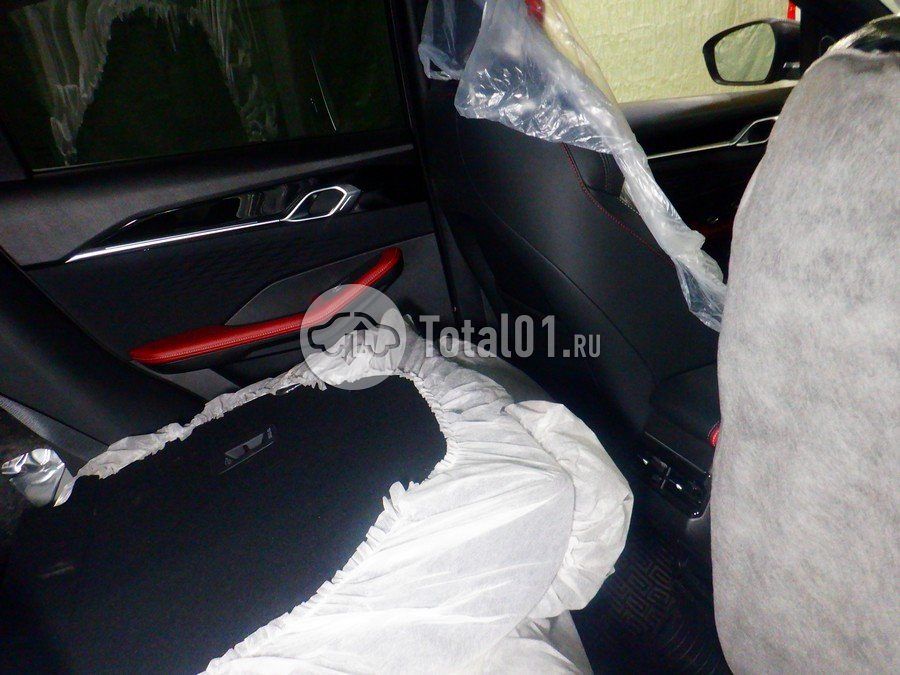 Фото Geely Coolray 50