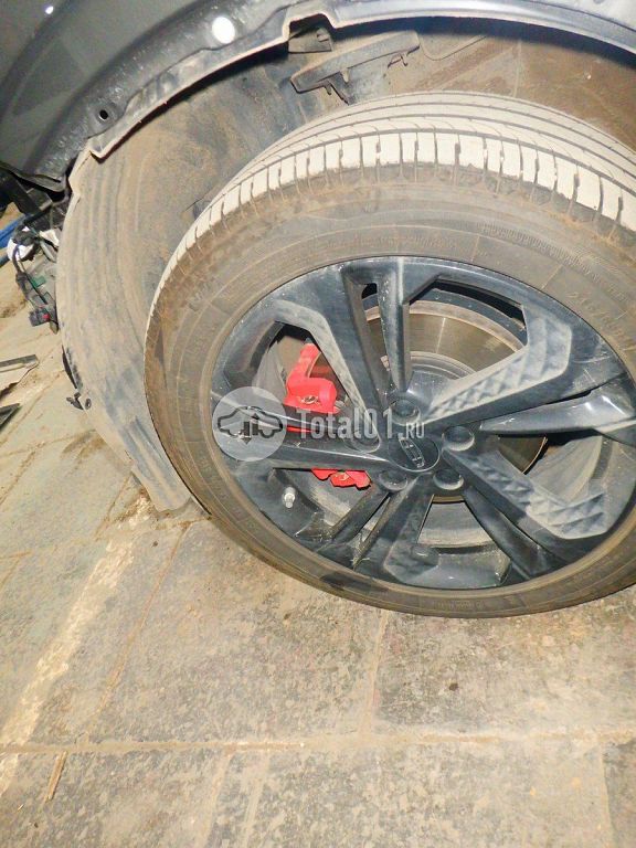 Фото Geely Coolray 210