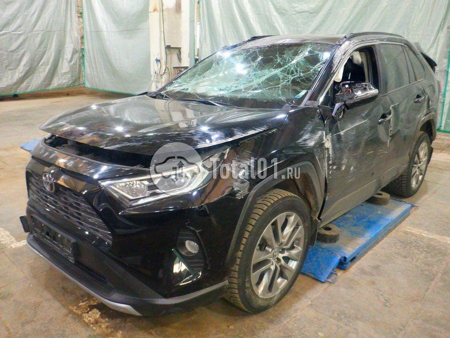 Фото Toyota RAV4 6