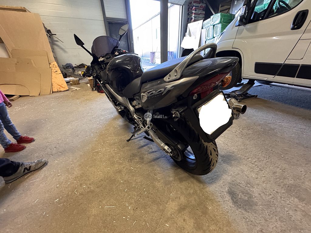Фото Honda CBR600F 6