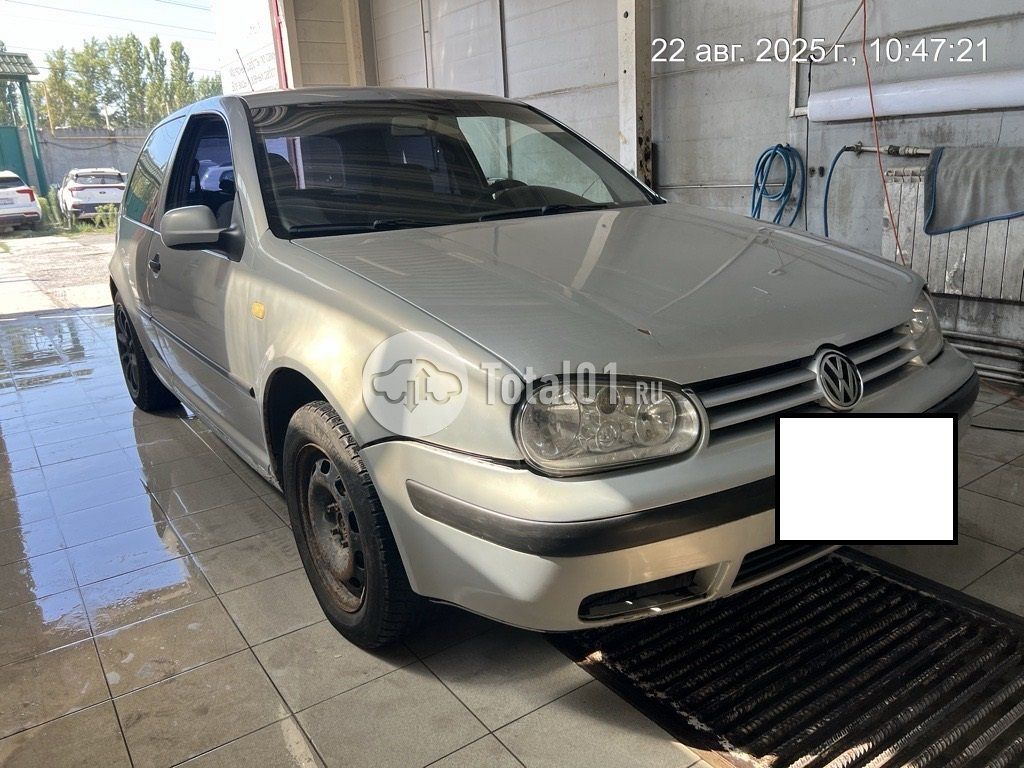 Фото Volkswagen Golf 4