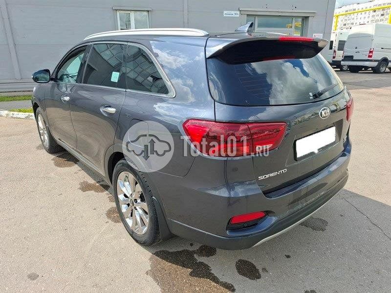 Фото KIA Sorento 6