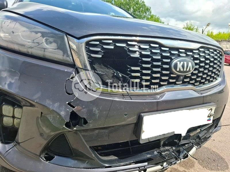 Фото KIA Sorento 12