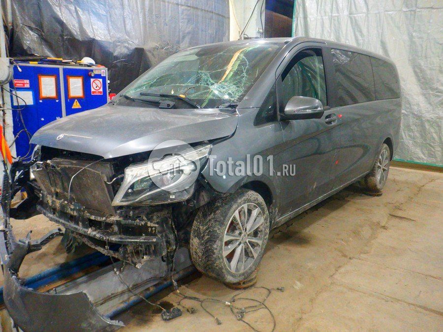 Фото Mercedes-Benz V-класс 2