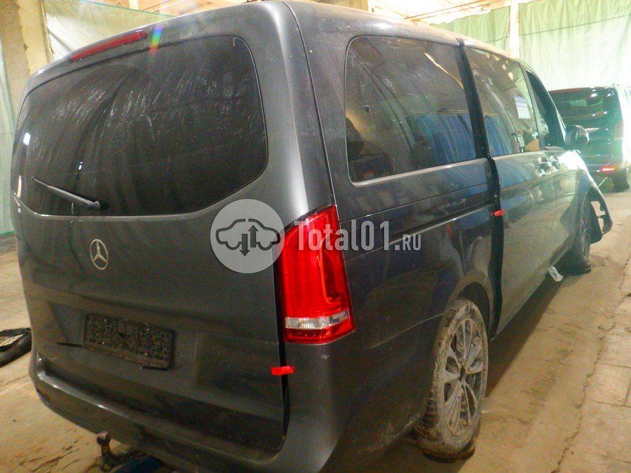 Фото Mercedes-Benz V-класс 14
