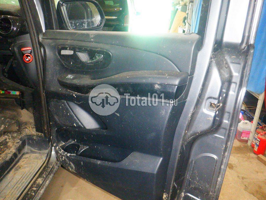 Фото Mercedes-Benz V-класс 20