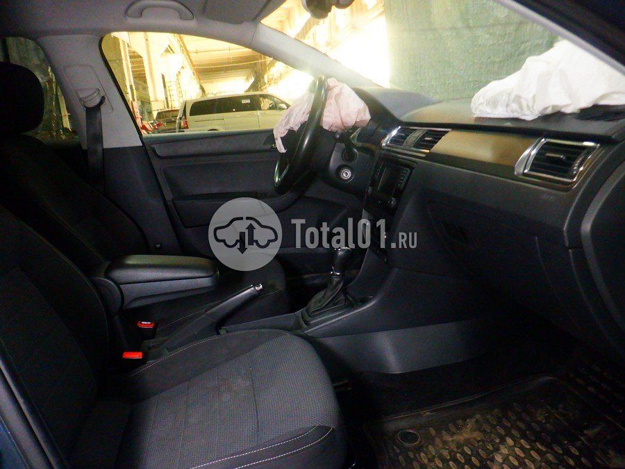 Фото Skoda Rapid 22