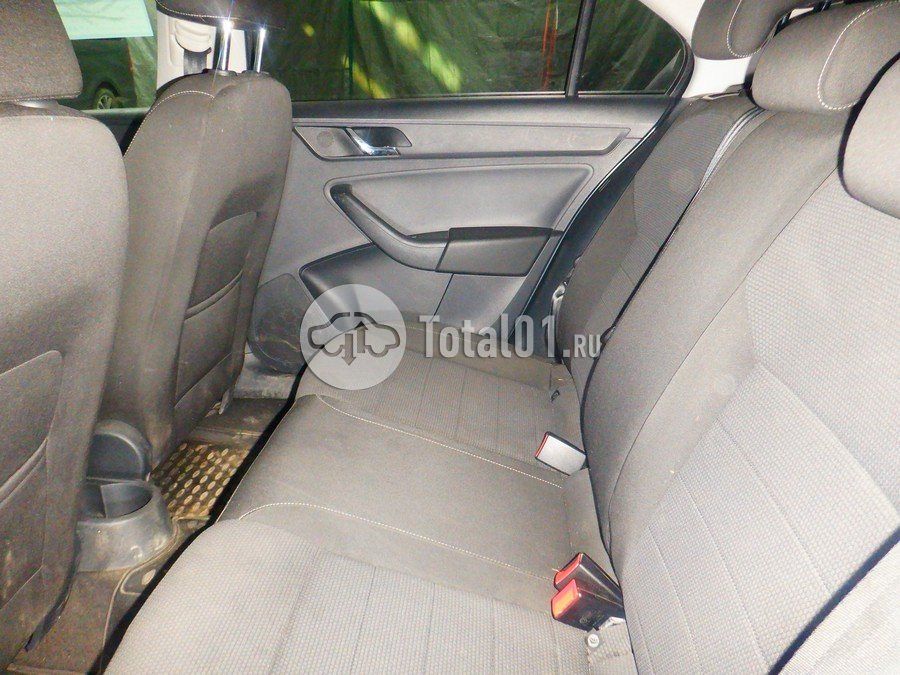 Фото Skoda Rapid 64