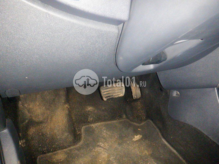 Фото Nissan Almera 42