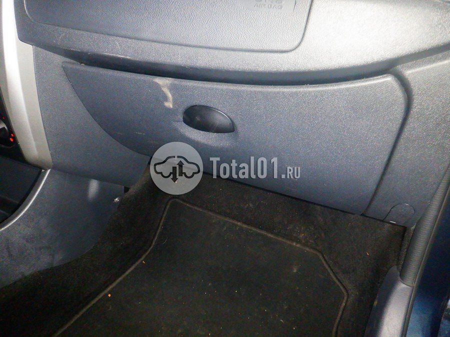Фото Nissan Almera 210