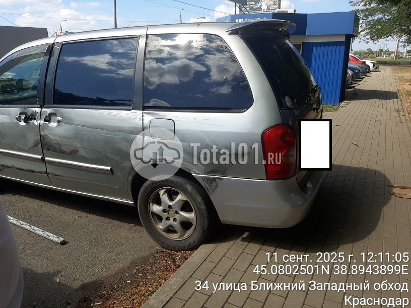 Фото Mazda MPV 14