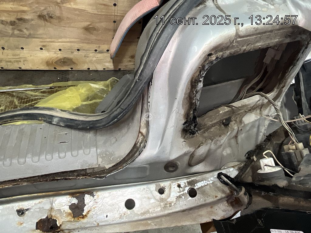 Фото Subaru Impreza 270