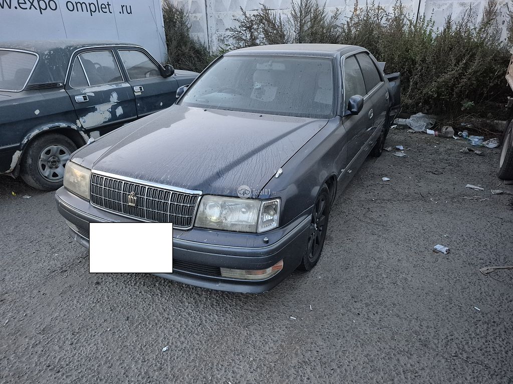 Фото Toyota Crown 4