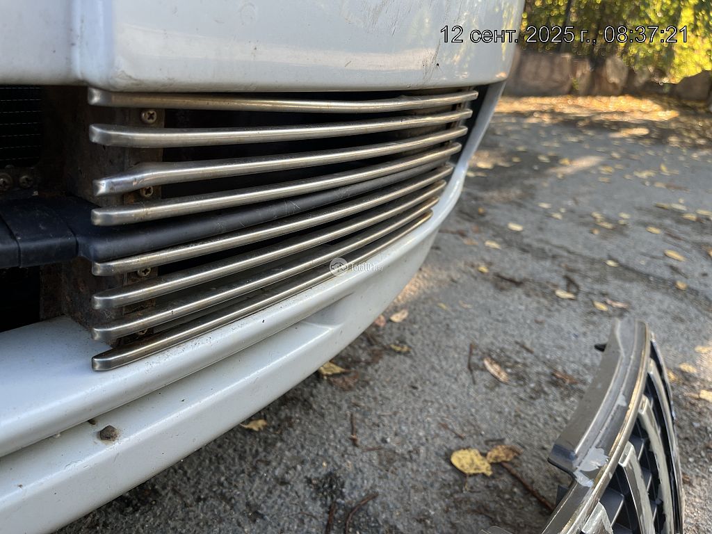 Фото Nissan Bassara 38