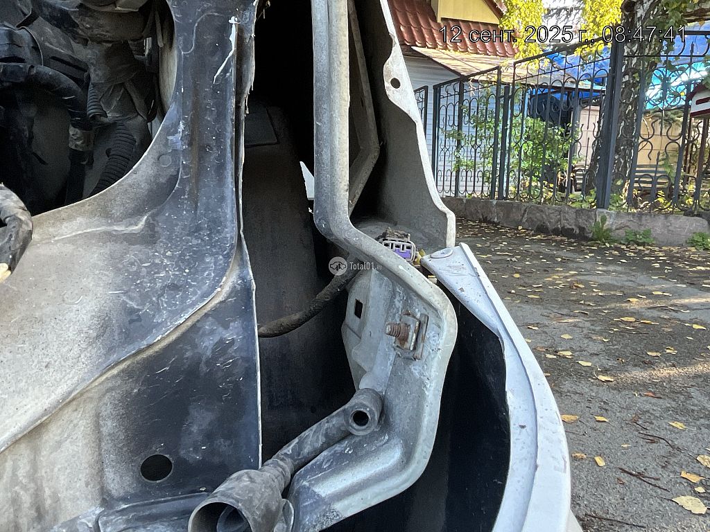 Фото Nissan Bassara 156