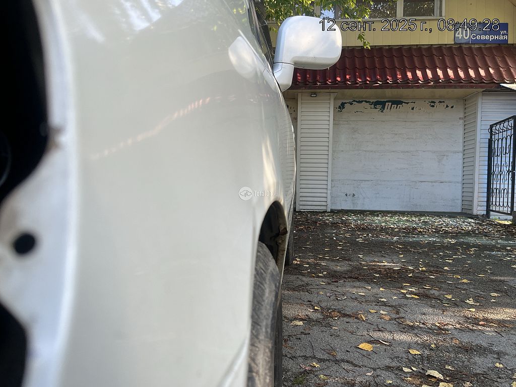 Фото Nissan Bassara 198