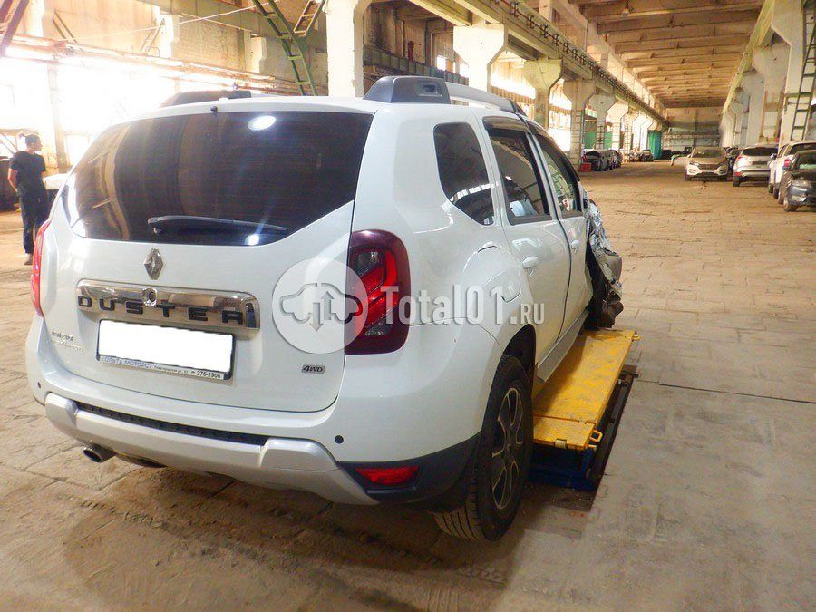 Фото Renault Duster 12