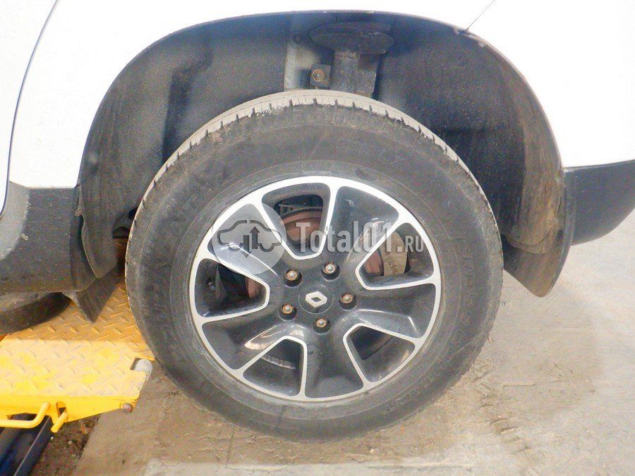 Фото Renault Duster 26