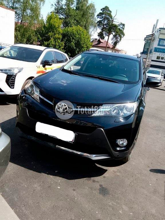 Фото Toyota RAV4 2