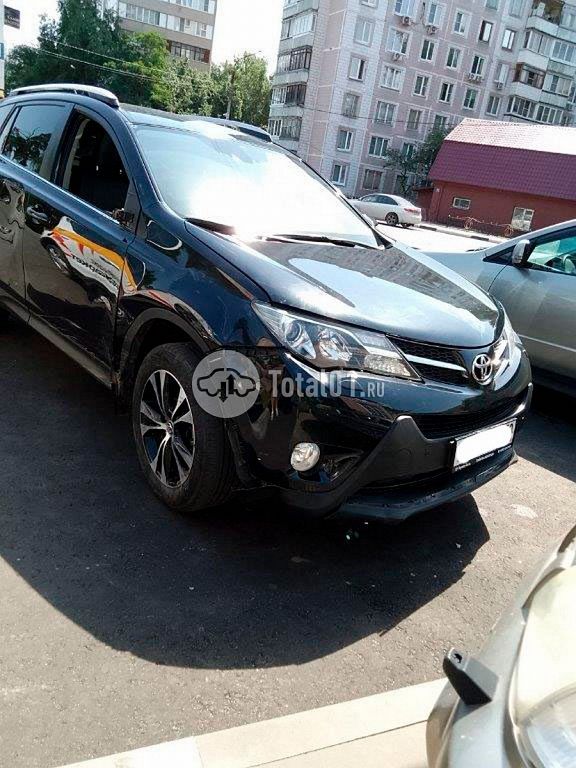 Фото Toyota RAV4 8
