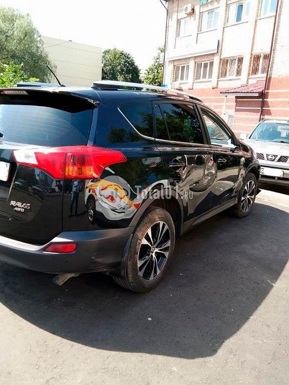 Фото Toyota RAV4 16