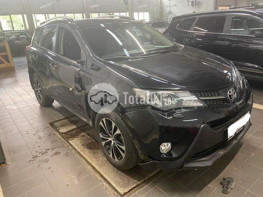 Фото Toyota RAV4 120
