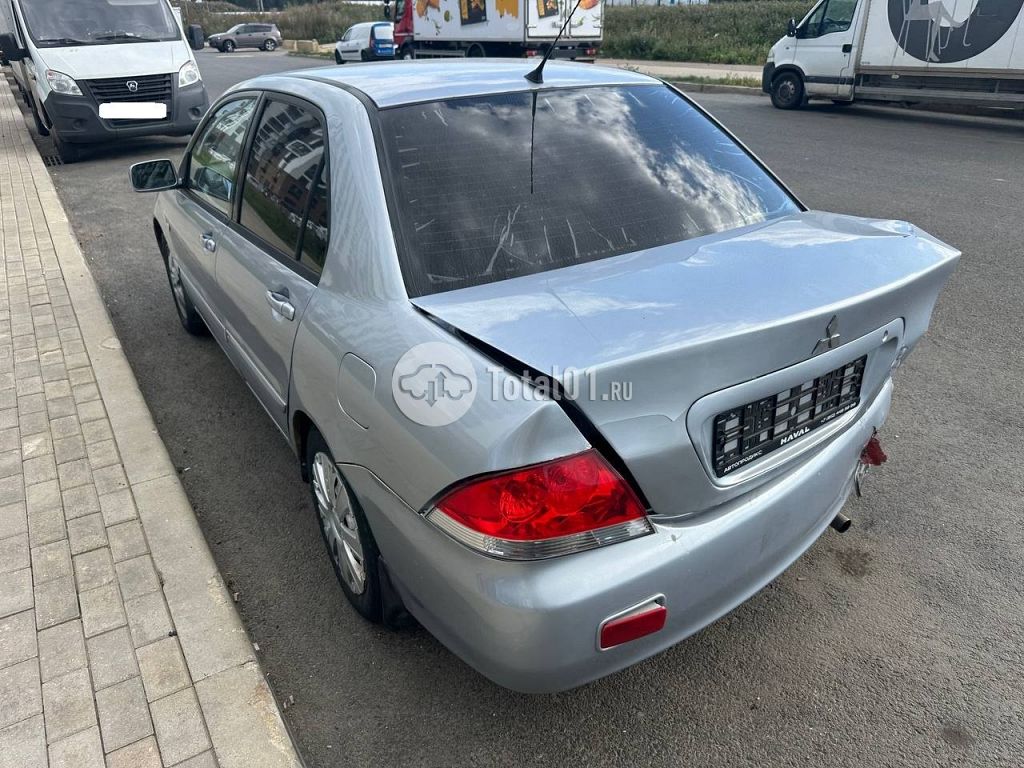 Фото Mitsubishi Lancer 6