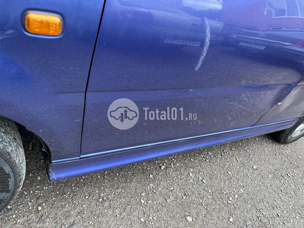 Фото Daihatsu YRV 8