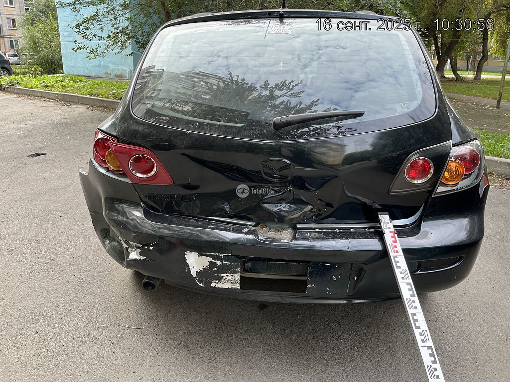 Фото Mazda 3 8
