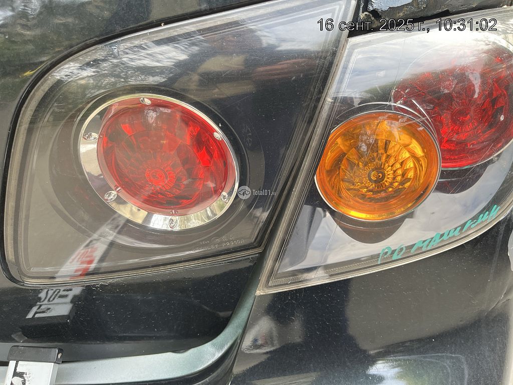 Фото Mazda 3 10
