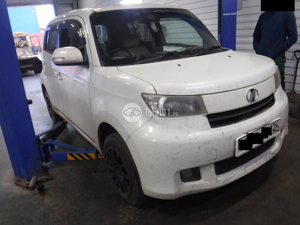 Фото Toyota bB 2