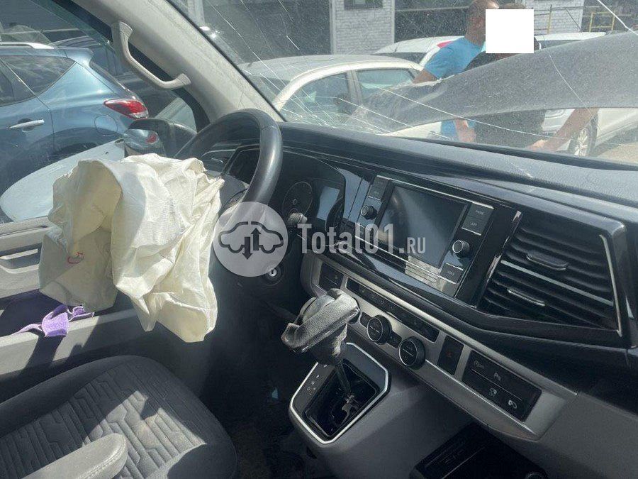 Фото Volkswagen Caravelle 58