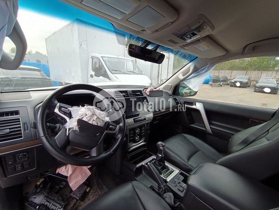 Фото Toyota Land Cruiser 66