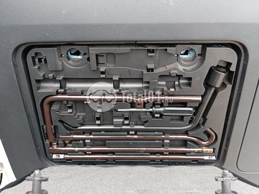 Фото Toyota Land Cruiser 106