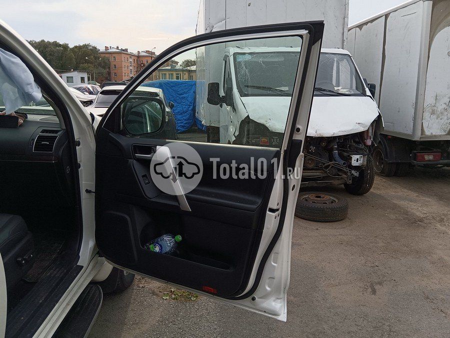 Фото Toyota Land Cruiser 122