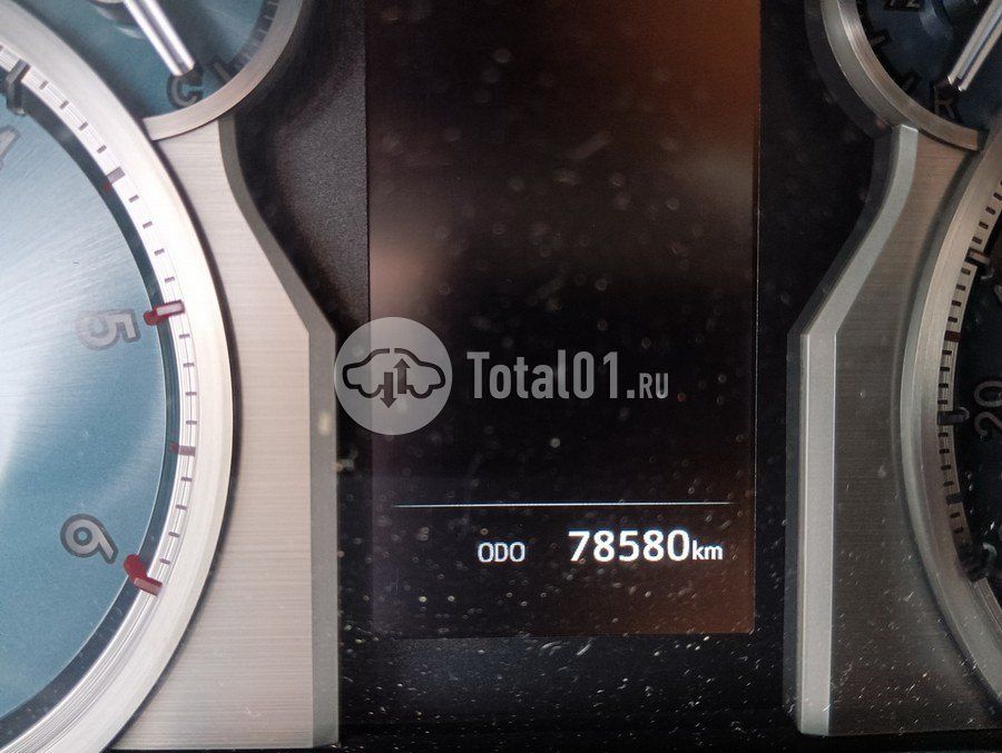 Фото Toyota Land Cruiser 136