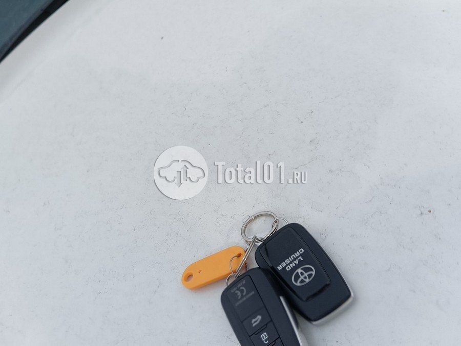 Фото Toyota Land Cruiser 158