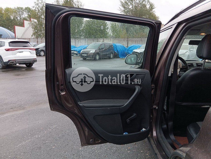 Фото Skoda Yeti 94