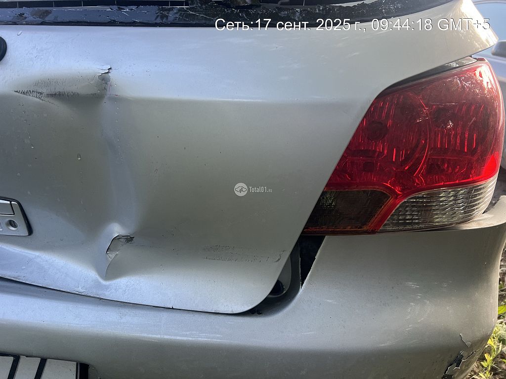 Фото Mitsubishi Airtrek 18