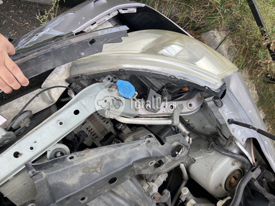Фото Nissan Tiida 16