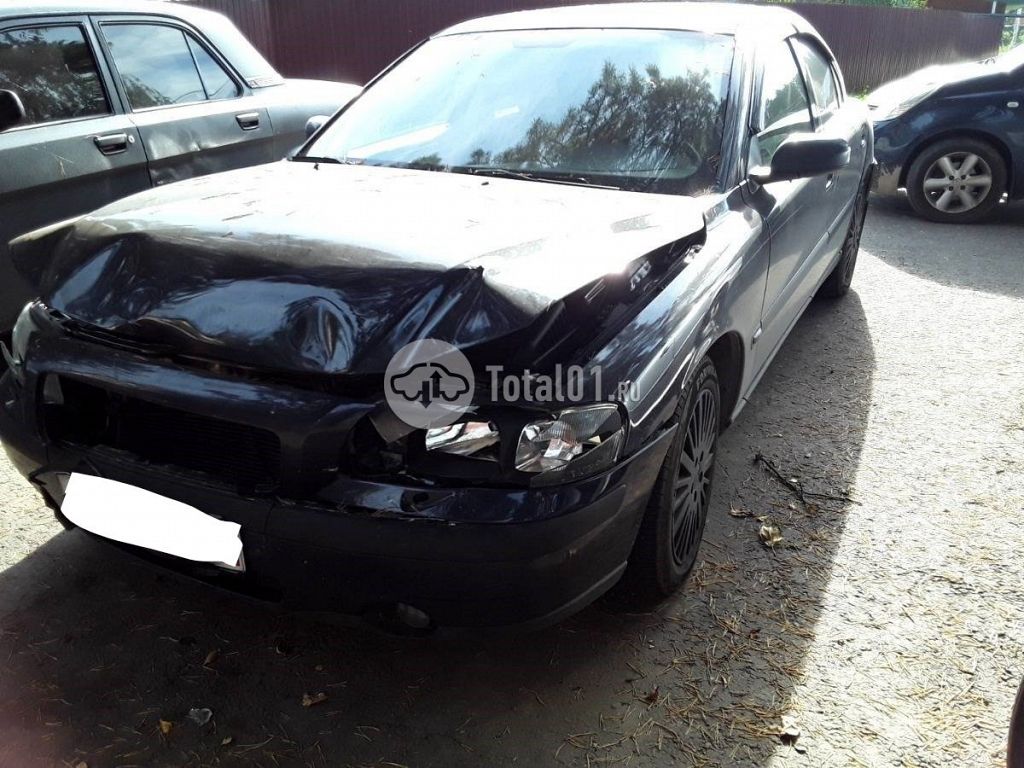 Фото Volvo S60 4
