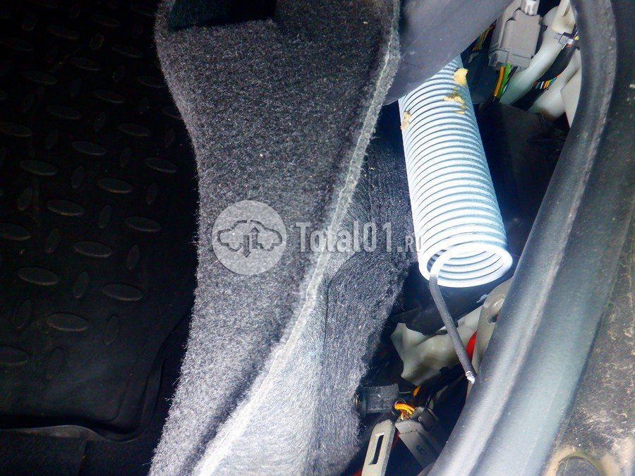 Фото Volvo S90 80