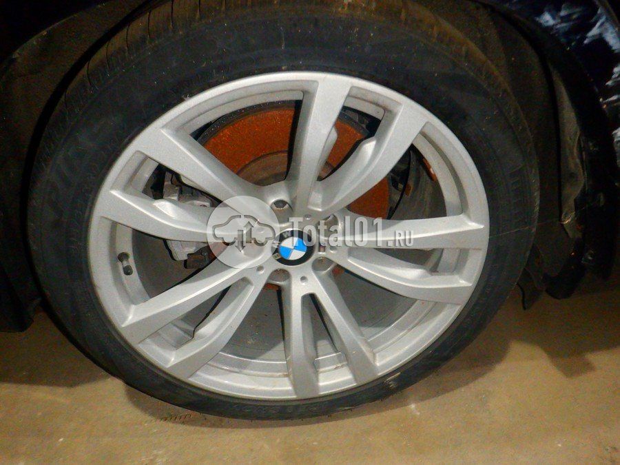 Фото BMW X6 180