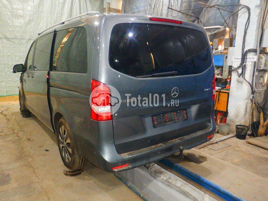 Фото Mercedes-Benz V-класс 16