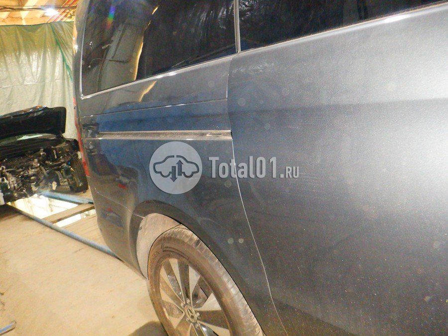 Фото Mercedes-Benz V-класс 180