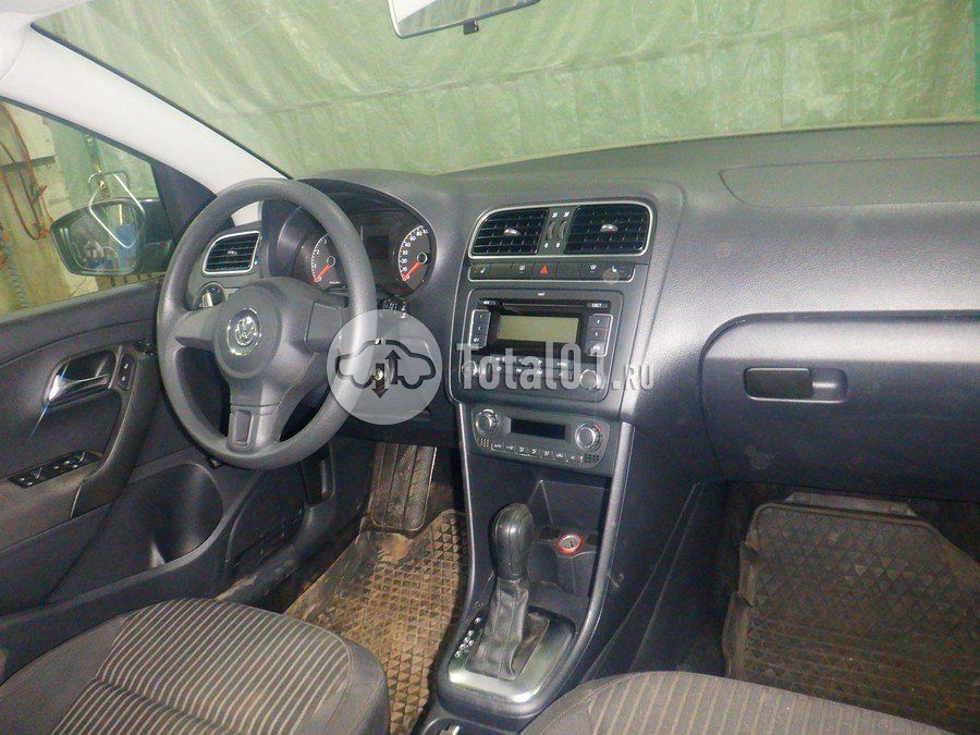 Фото Volkswagen Polo 30