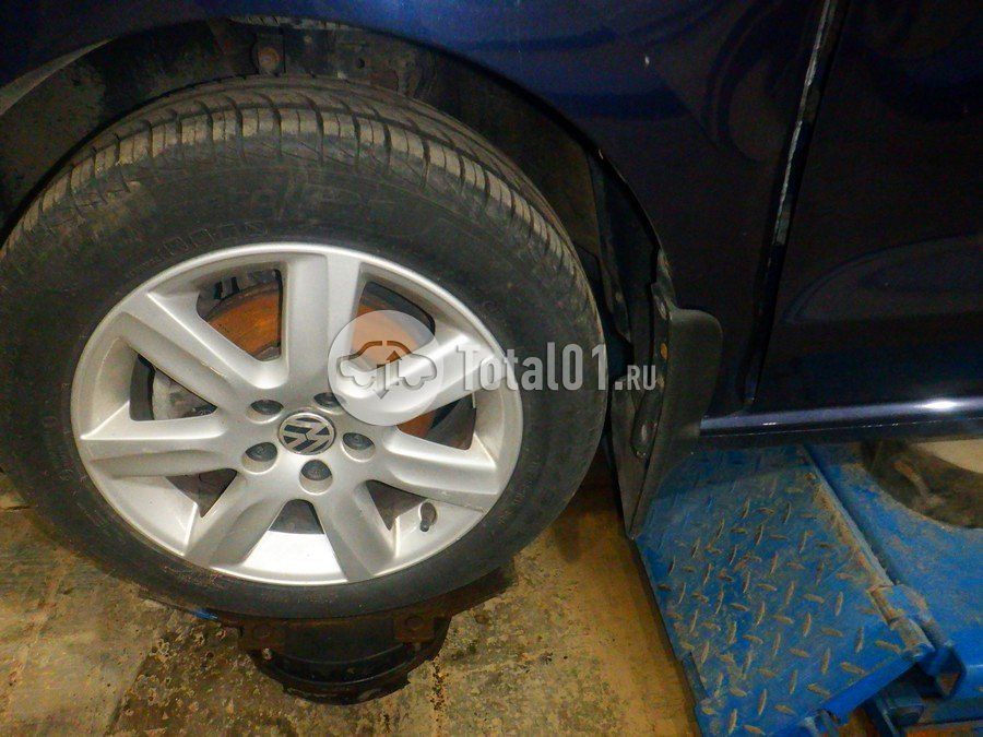 Фото Volkswagen Polo 140