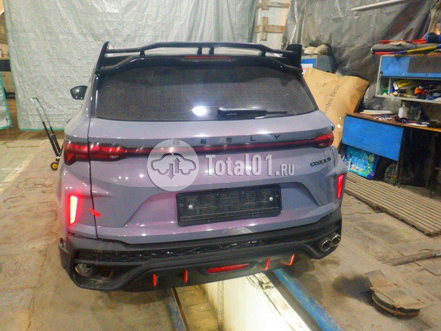 Фото Geely Coolray 18