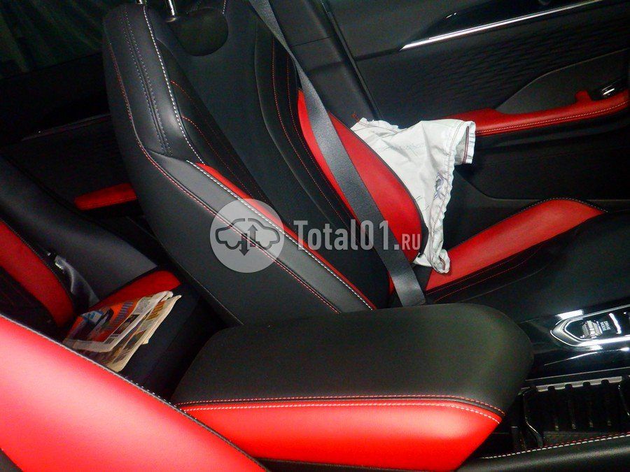 Фото Geely Coolray 46